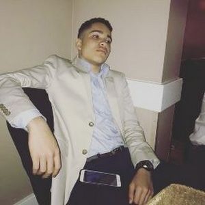 Meet your Posher, Joshua